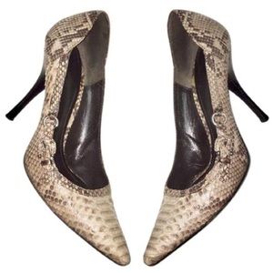 Burberry Cream and Brown Prorsum Python Pumps 36/6